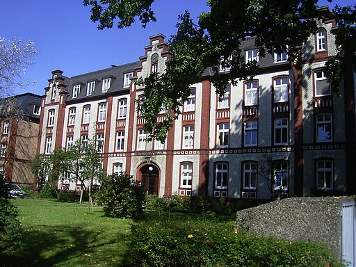 Julius-Ernst-Oppenheim-Stift der Vaterstädtischen Stiftung in der Frickestraße in Hamburg-Eppendorf