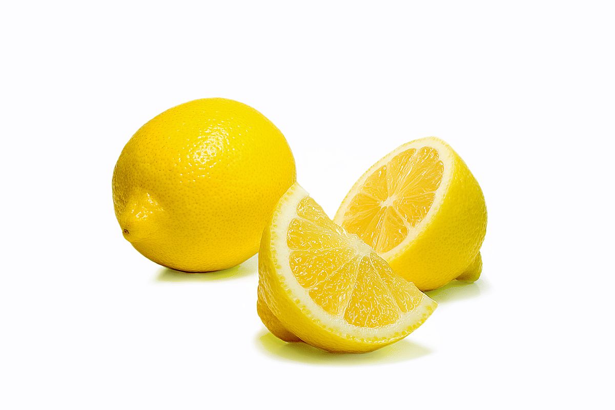 File:Lemon.jpg - Wikimedia Commons