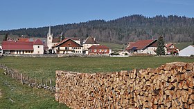 Le Turchet derrière le village des Pontets.