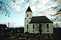 Kirche mit Ausstattung, Kirchhof und Einfriedung