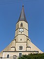 Mattighofen, die Katholische Pfarrkirche Mariä Himmelfahrt