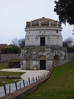Mausoleo di Teodorico 2, Ravenna