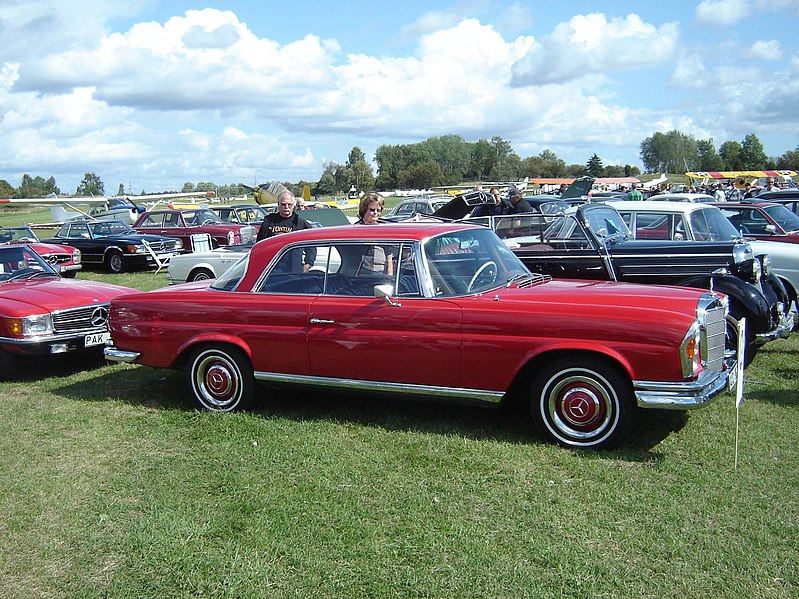 File:Mercedes-Benz 250 SE Coupé (3913066349).jpg