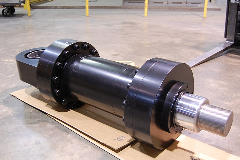 File:Mill style cylinder,hydraulic cylinders.JPG