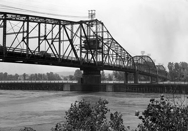 File:Missouri River bridge from Callaway to Cole County, 1951.jpg