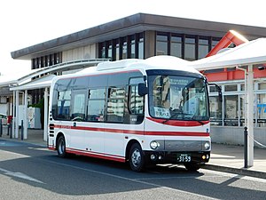 岩沼市民バス（ミヤコーバス所有の車両。岩沼駅東口にて）