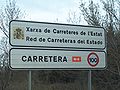 Placa de trânsito em catalão e em castelhano