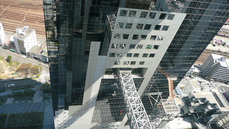 File:Osaka Umeda Sky Building 13.jpg