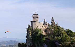 Paraglide and Cesta tower - San Marino - GT 06 - 2024 04 30