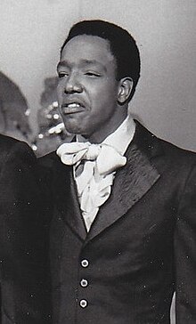 Williams performs with The Temptations on The Ed Sullivan Show