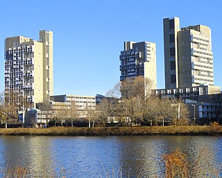 <span class="mw-page-title-main">Peabody Terrace</span> Housing complex at Harvard University