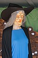 English: Mannequin dressed as witch of the fairy tale "Hansel and Gretel“ Deutsch: Schaufensterpuppe als Hexe aus dem Märchen „Hänsel und Gretel“