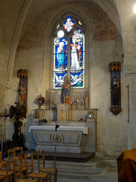 File:Pontpoint (60), église Saint-Gervais, chapelle nord, chevet.jpg
