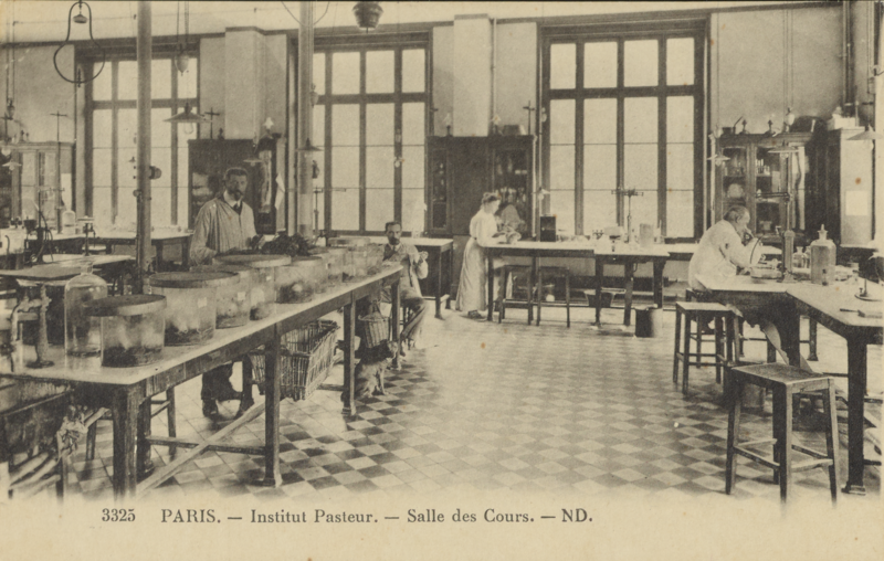 File:Postcard - Institut Pasteur - Salle des Cours 2000 001 085 g158bh40z.tiff
