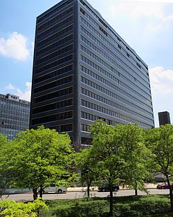 ساختمان River Vue ، 17 مه 2013.jpg