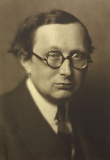 Robert Haas (musicologist)