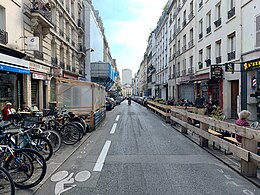 A Rue Jacques-Louvel-Tessier cikk illusztráló képe