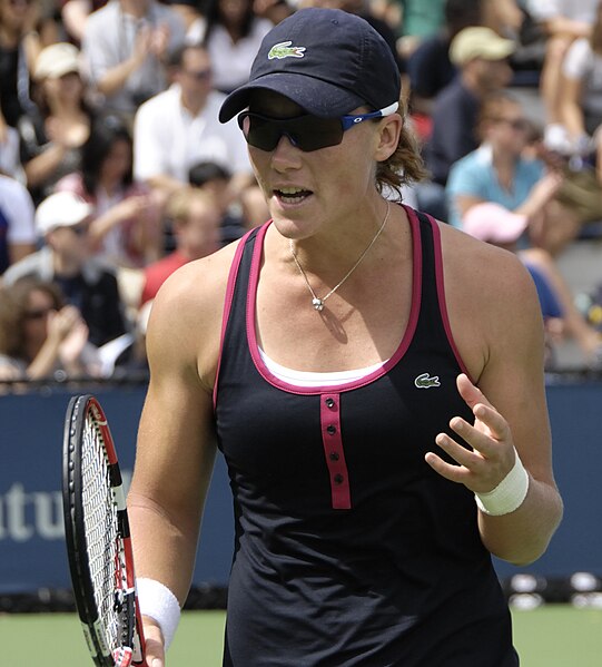 File:Samantha Stosur at the 2009 US Open 02.jpg