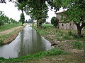 Uno dei numerosi canali di irrigazione