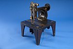 Miniatura para Máquina de coser Singer