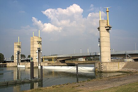 Spijkenisse Hartelkering gesloten