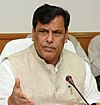 Srikant Kumar Jena discursando em Nova Delhi em 18 de novembro de 2013 (recortado) .jpg