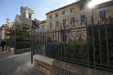 St Peter's from New Inn Hall Street.jpg