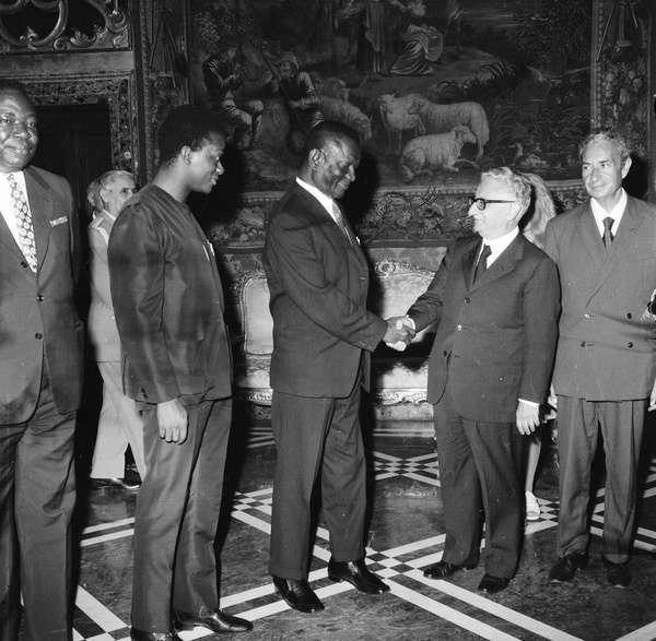 Stevens in 1973 with Italian President Giovanni Leone and Prime Minister Aldo Moro