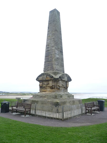 File:The Martyrs Memorial, the Scores, St. Andrews Scotland.JPG