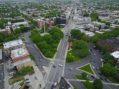 How to get to Logan Square L with public transit - About the place