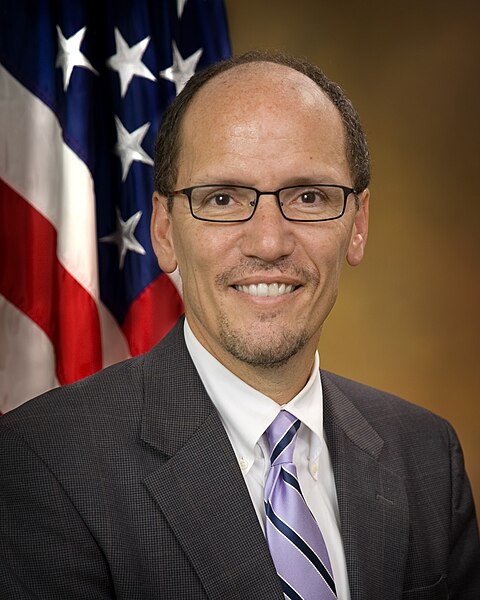 File:Thomas Perez, Assistant Attorney General for Civil Rights, official portrait.jpg