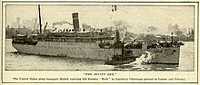 a Arca Soviética, um navio, saindo do porto de Nova York