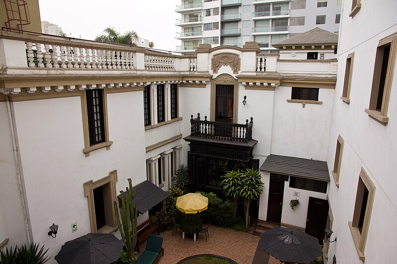 File:Urban View of Lima, Peru 01 (Old and Modern).jpg