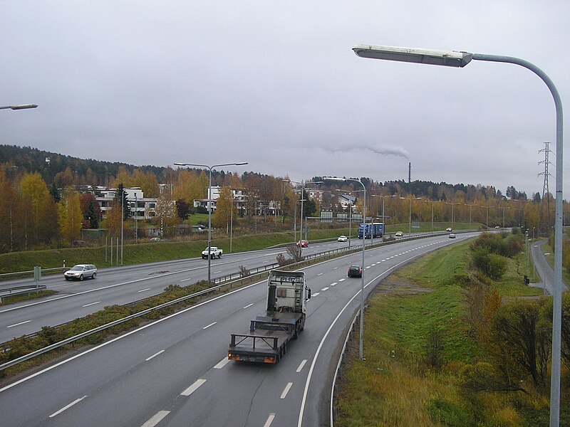 File:Vaajakoski motorway.jpg