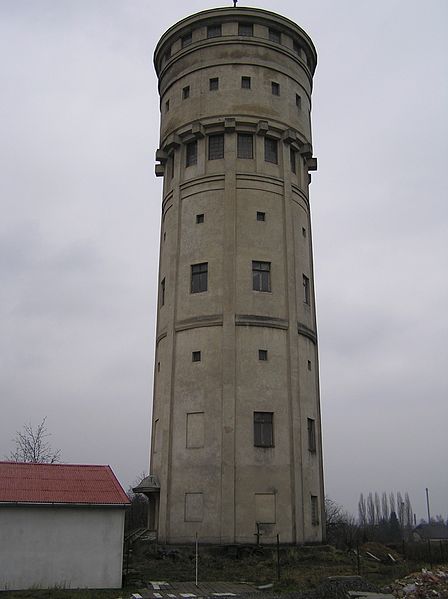 File:Vodárenská věž - panoramio - jarlukas.jpg