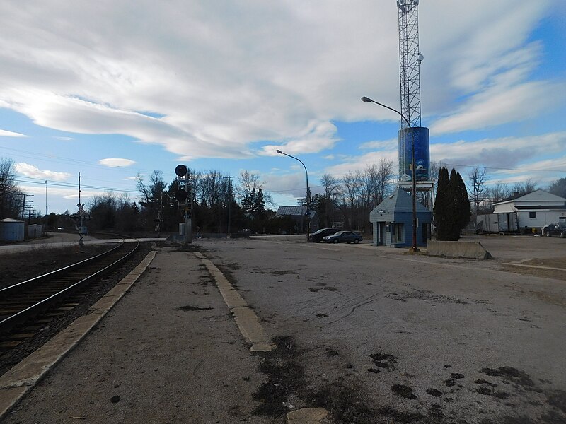 File:Washago Station (40780406603).jpg