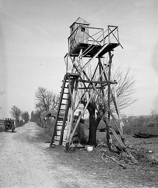 File:Watch tower Fortepan 71477.jpg