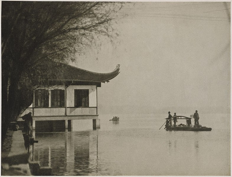 File:West Lake, Hangzhou, 1931, Shinzo Fukuhara 28.JPEG