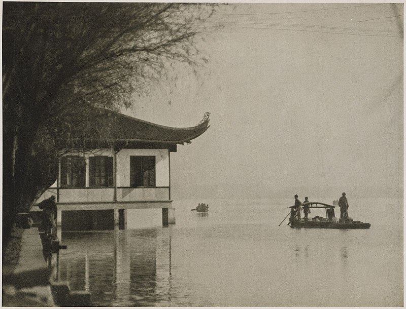 File:West Lake, Hangzhou, 1931, Shinzo Fukuhara 28.JPEG 