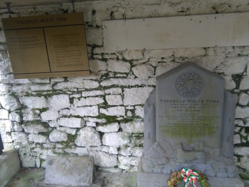 File:Wolfe Tone grave.jpg