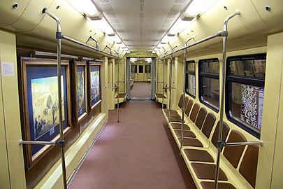 Интерьер 1 (коричневого) вагона