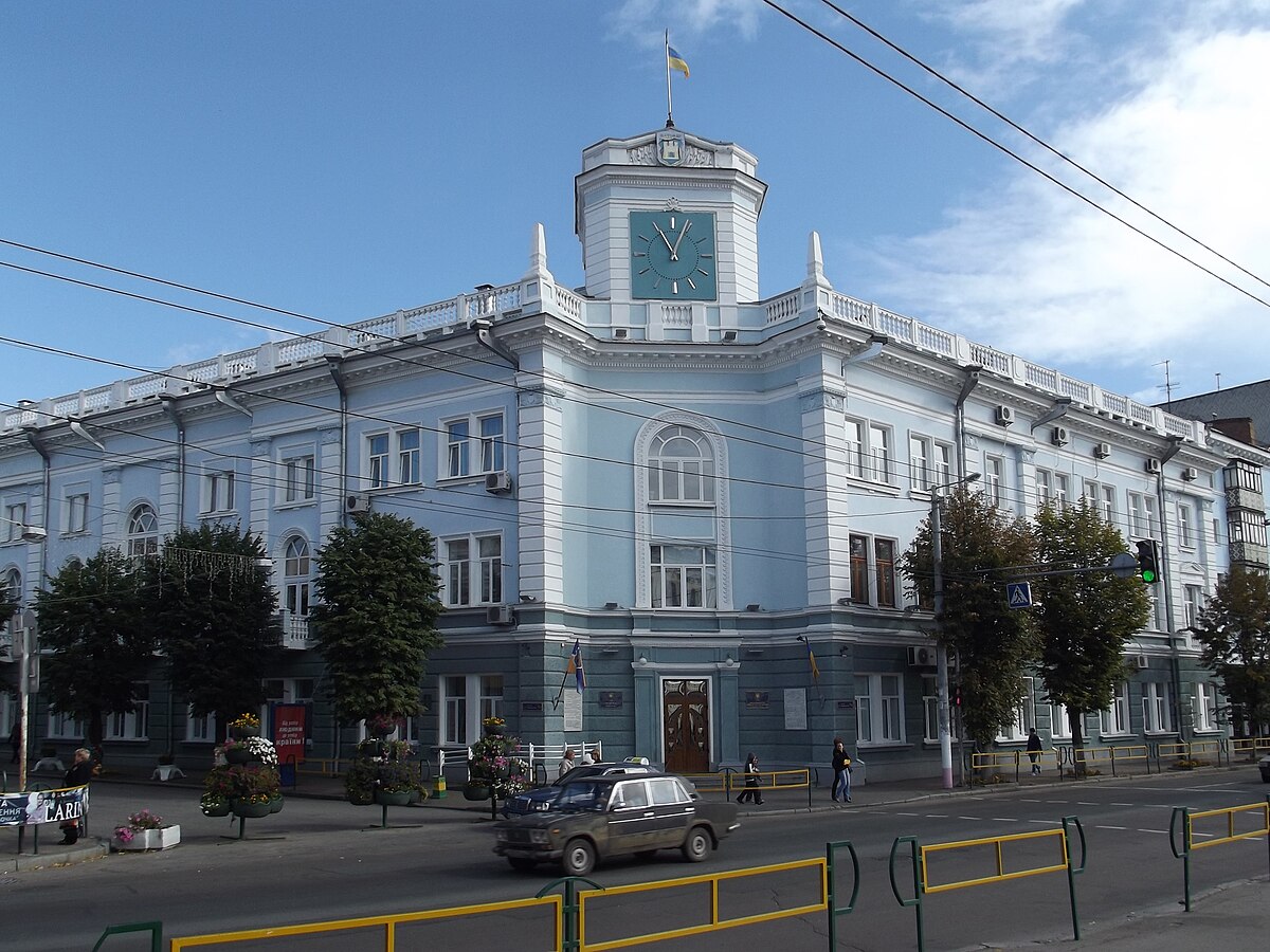 Здание городского совета. Житомир архитектура. Здание городскогосавета. Житомир фото улиц.