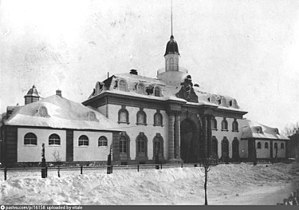 Stables Mantashev.jpg