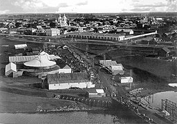 Rybinsk.  Utsikt över mässan, Zacheremushny-distriktet och förbönskyrkan (förlorad).  Början av 1900-talet