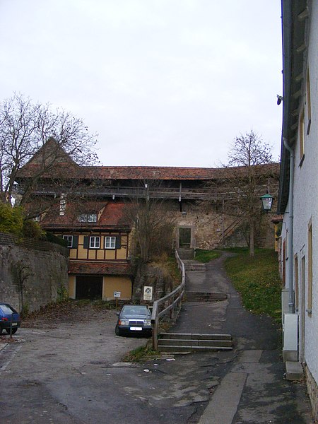 File:-Rothenburg ob der Tauber - Gebäude an der Stadtmauer (West) 4.JPG