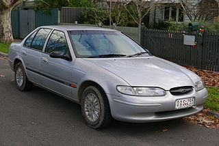 1998 Ford Falcon (EL) GLi Sapphire II sedan (2015-06-25) 01