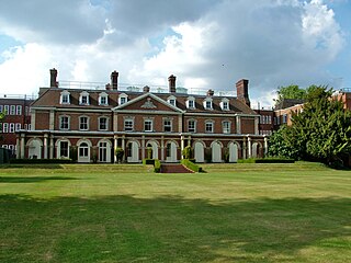 <span class="mw-page-title-main">Bromley Palace</span> Historic site in Bromley