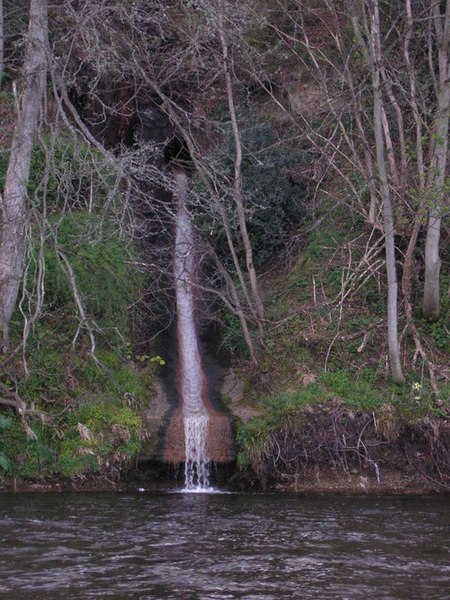 File:A Ditch from Langlee enters the River Tweed from under the B6374 Road - geograph.org.uk - 785787.jpg