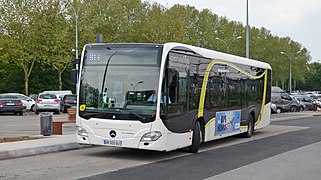 Bus de la ligne 13 quiite l'arrêt "Longueau SNCF" (184).