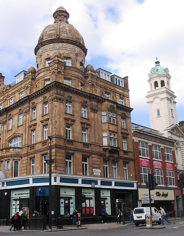 Buildings on Islington High Street